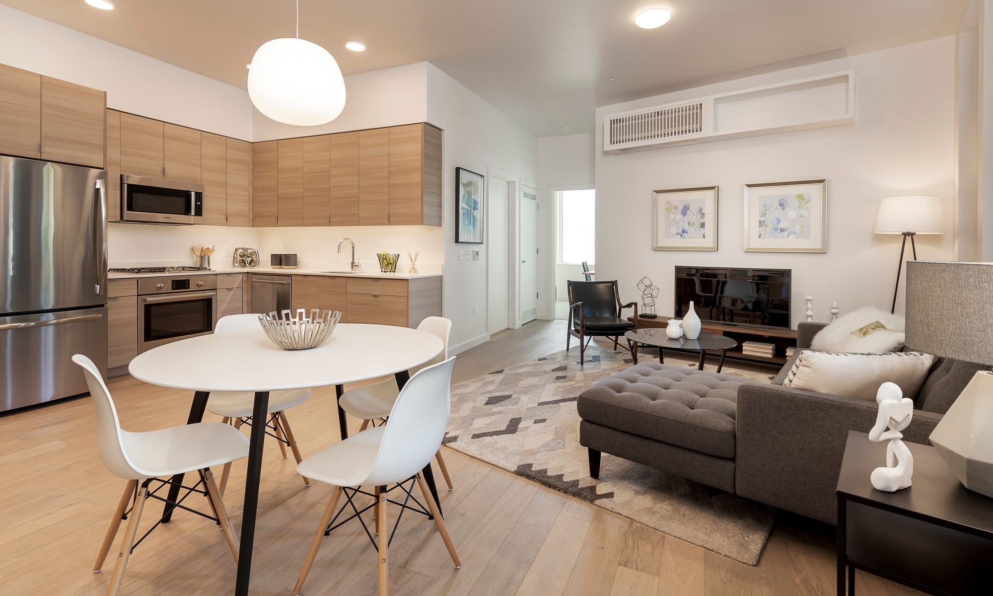 Apartments at TwentyTwenty Apartments in Portland, Oregon