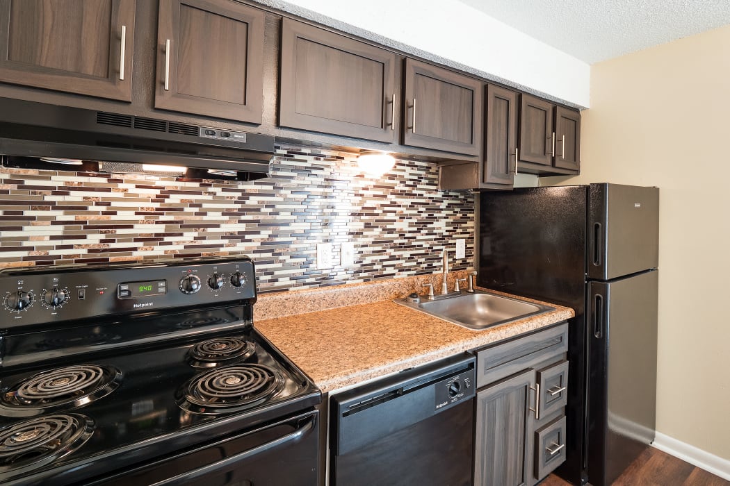 Bright kitchen at The Hills at Oakwood in Chattanooga, TN