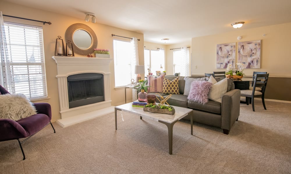 An apartment living room at Tuscany Hills in Tulsa, Oklahoma