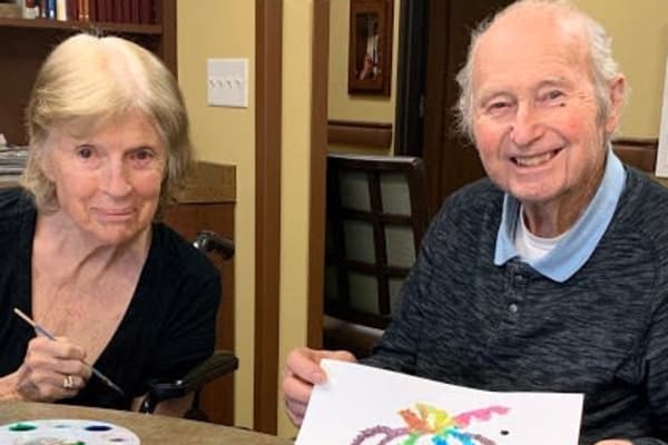 Residents making art at Amber Grove Place in Chico, California. 