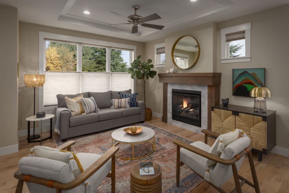 Livingroom at Touchmark at Fairway Village in Vancouver, Washington