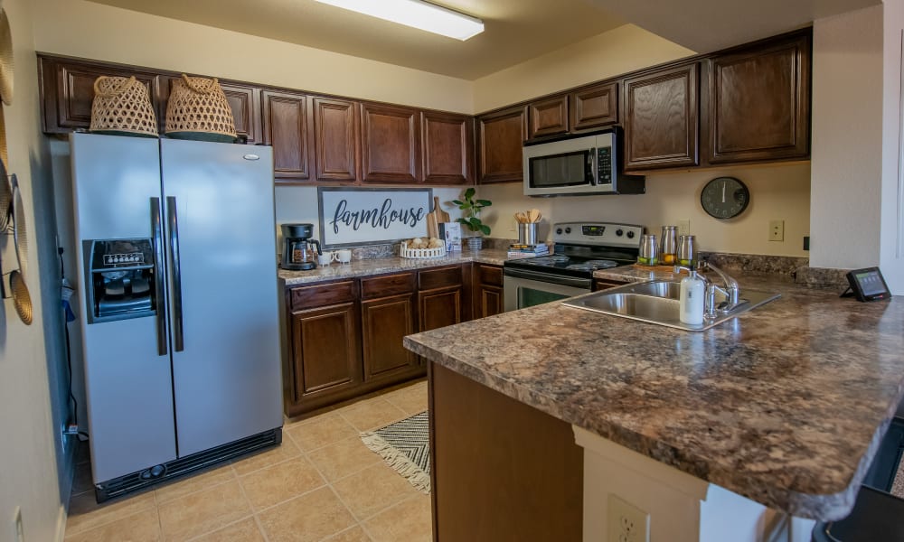 A large apartment kitchen at Tuscany Hills in Tulsa, Oklahoma