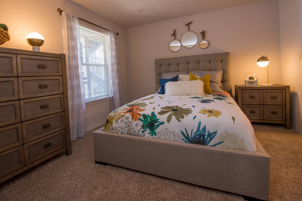 Northwest Wichita 1 & 2 Bedroom Luxury Apartments for Rent