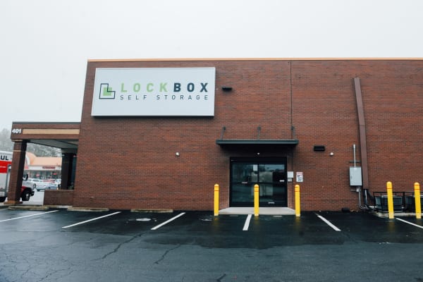LockBox Self Storage in Winston-Salem, North Carolina