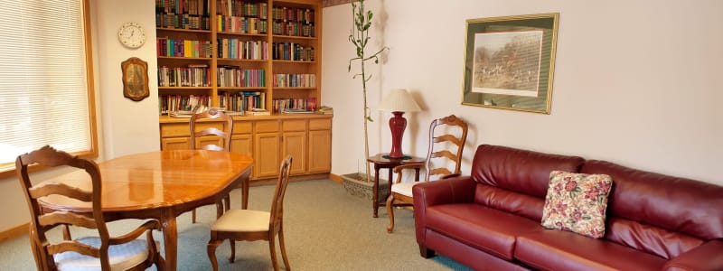 Library and sitting room at Wellington Place at Biron in Wisconsin Rapids, Wisconsin