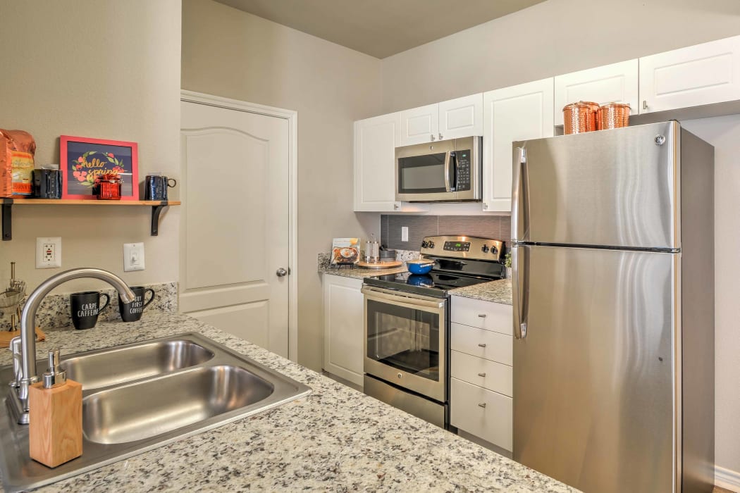 Kitchen appliances at 2803 Riverside in Grand Prairie, Texas.