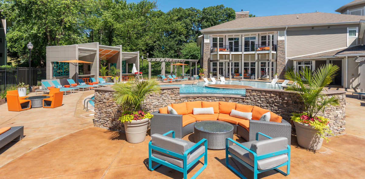 Resident patio at The Encore, Alexandria, Virginia