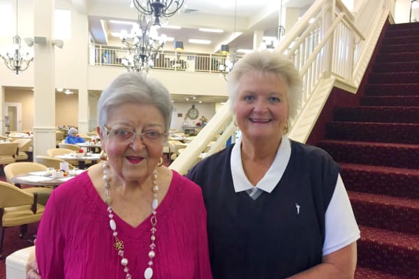 Stacy and Cleta at Alexis Estates Gracious Retirement Living in Allen, Texas