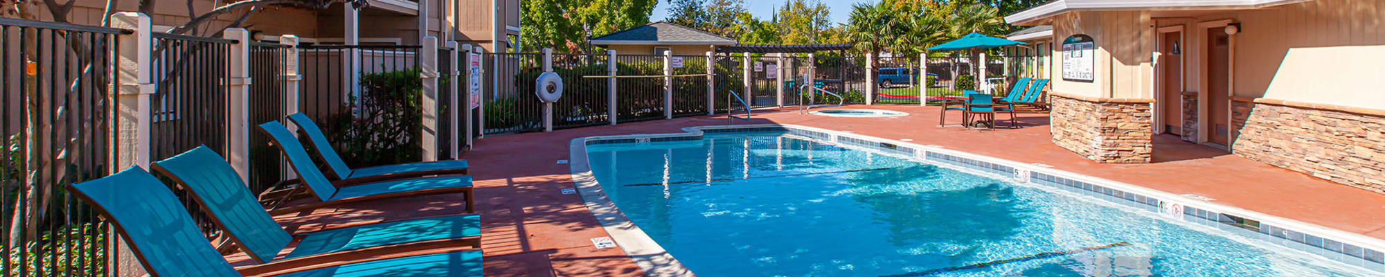 View a virtual tour of Sommerset Apartments in Vacaville, California