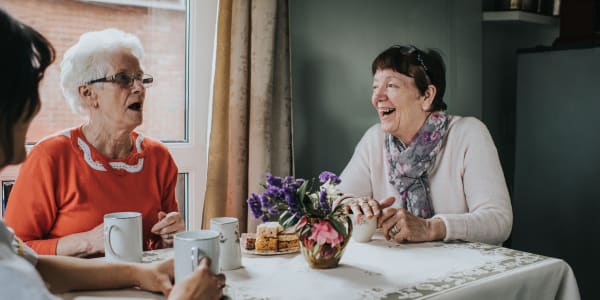 Residents having breakfast and socializing at Wellington Meadows in Fort Atkinson, Wisconsin