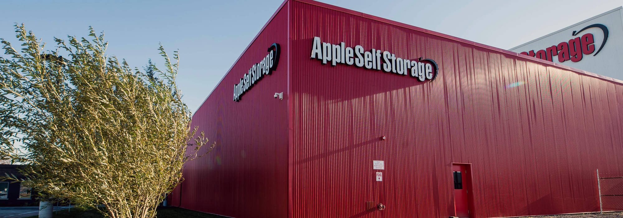 Storage Units Apple Self Storage Oakville Ontario Near Burlington