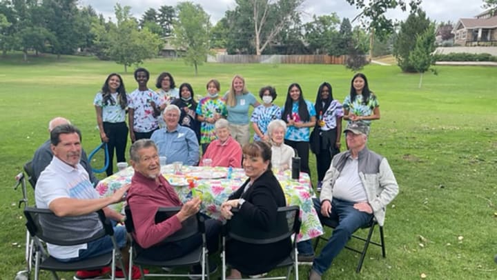 Highline Place Memory Care in Littleton Colorado hosts a special picnic