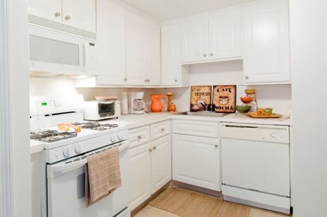 Fully Equipped Kitchen at Talbot Woods Apartments in Middleboro