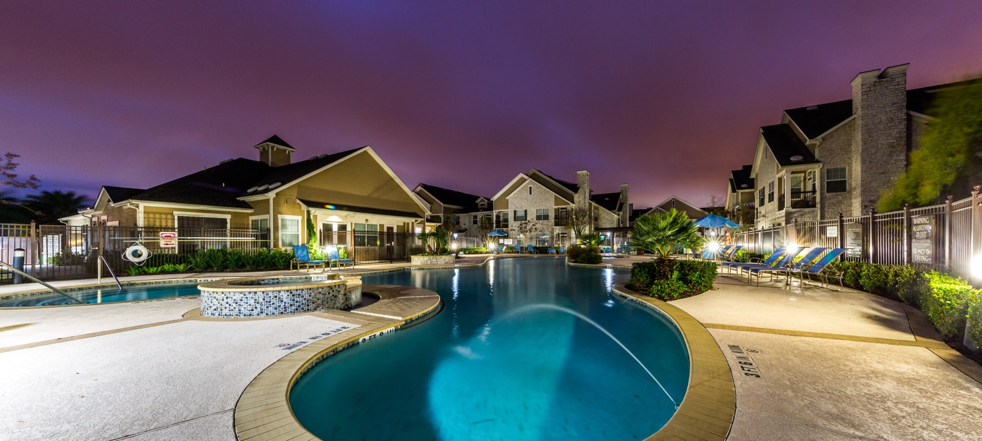 Apartments at Marquis at Cinco Ranch in Katy, Texas
