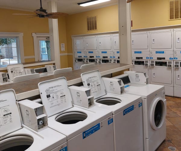 laundry facility at Pickwick Place in Oklahoma City, Oklahoma