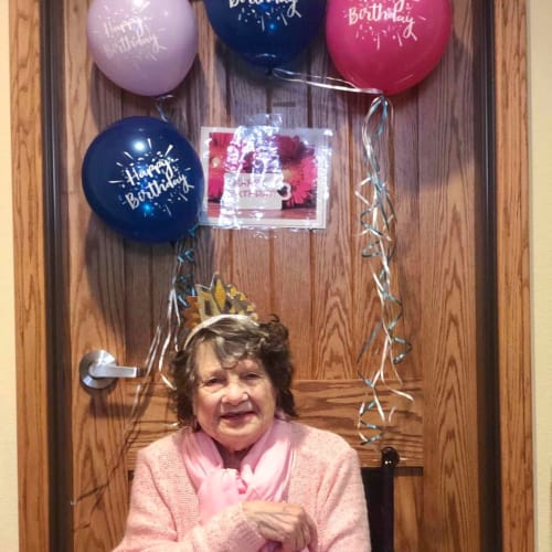 Celebrating a birthday at Oxford Glen Memory Care at Sachse in Sachse, Texas
