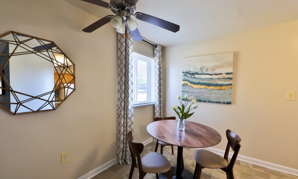 Dinning table at Gwynn Oaks Landing Apartments & Townhomes, MD