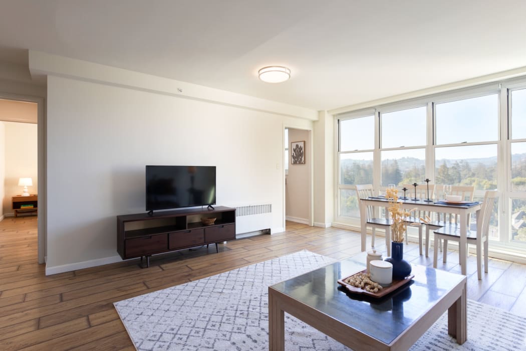 Spacious well-lit room at Alta De Sabla in San Mateo, California