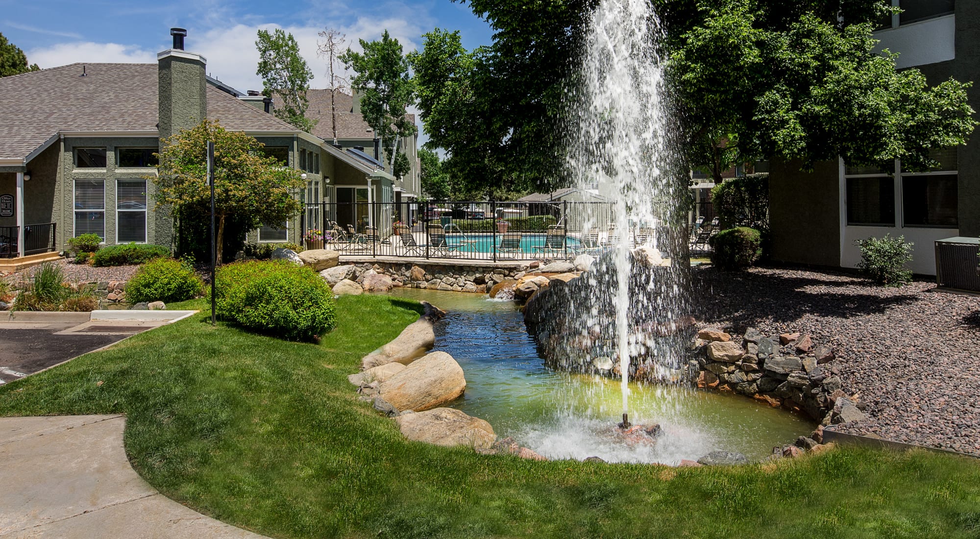 Apartments at Waterfield Court Apartment Homes in Aurora, Colorado