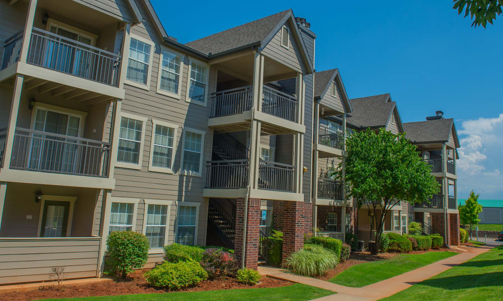 Crown Pointe Apartments in Northwest Oklahoma City, OK