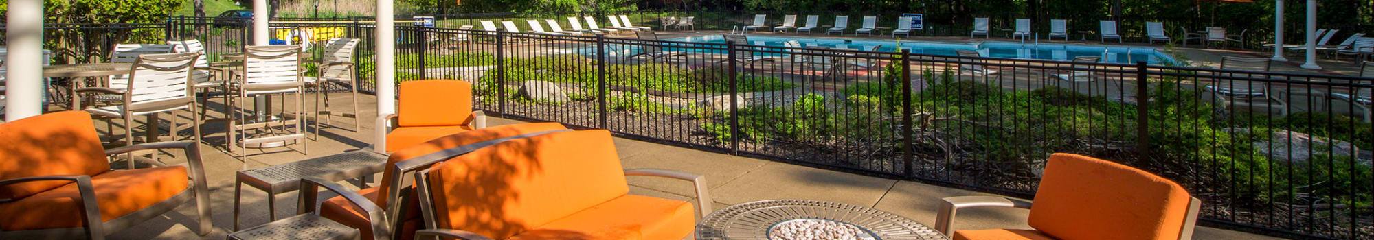 Pet Friendly Apartments at Aldingbrooke in West Bloomfield, Michigan