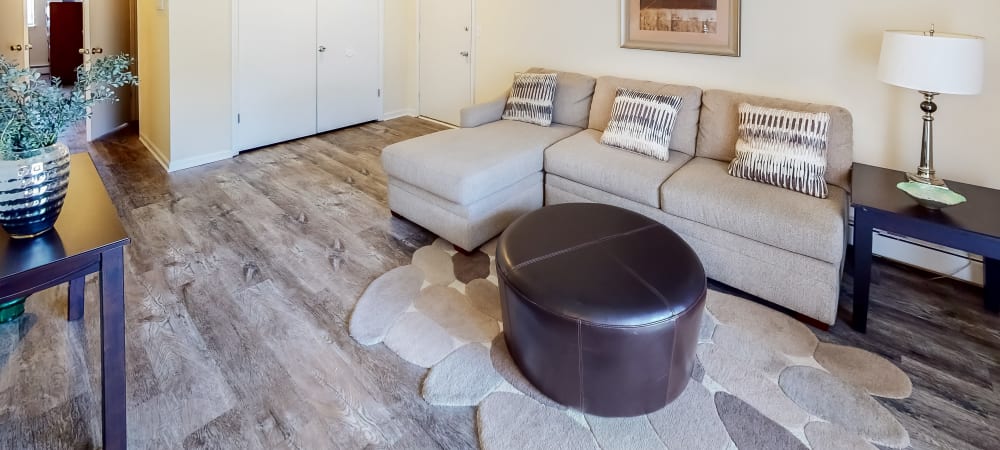 Two bedroom virtual tour at Imperial Gardens Apartment Homes in Middletown, New York