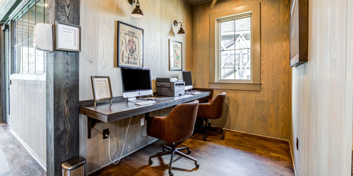 Resident workspace at Rivertop Apartments in Nashville, Tennessee