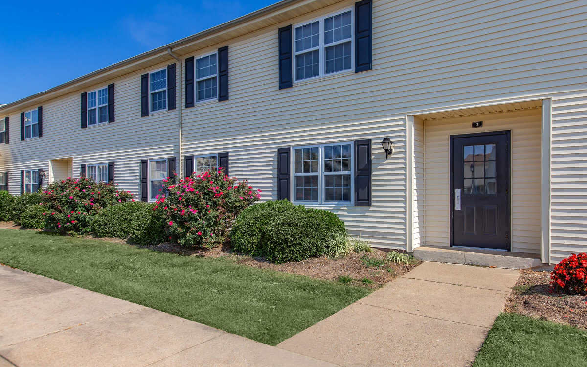 Exterior view of community at Village at Town Park in Hampton, Virginia