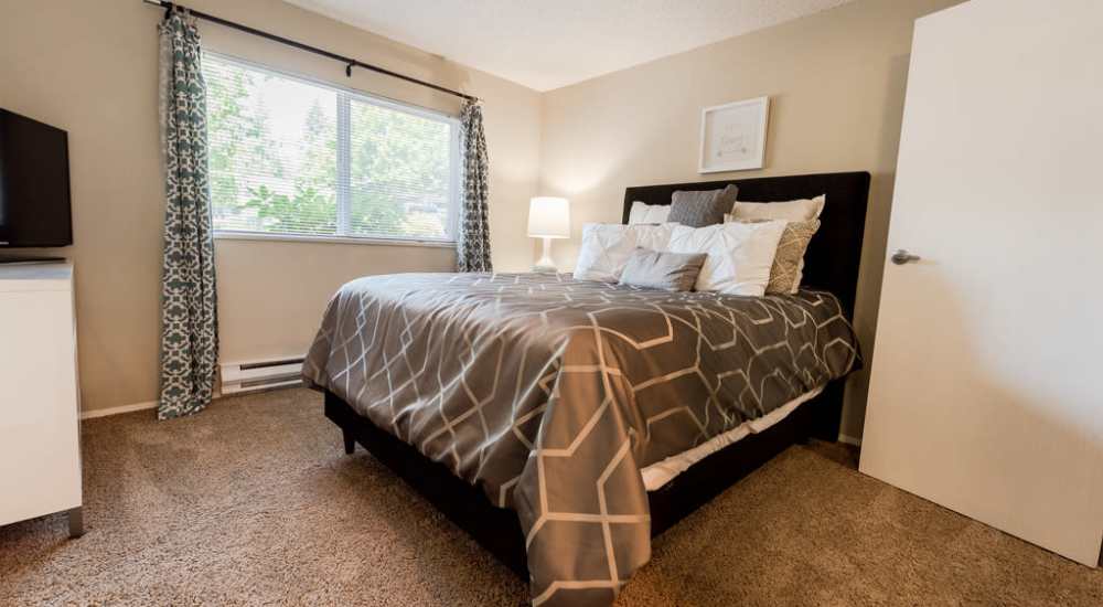 Bedroom with bed at Tessera in Everett, Washington