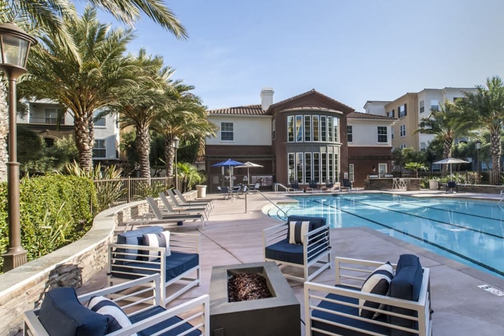 Poolside fire pits with comfortable seating at Park Central in Concord, California