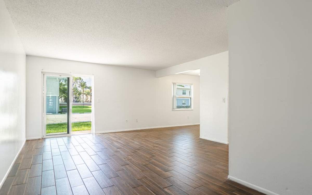 Living room at Dunwoodie Place in Orlando, Florida