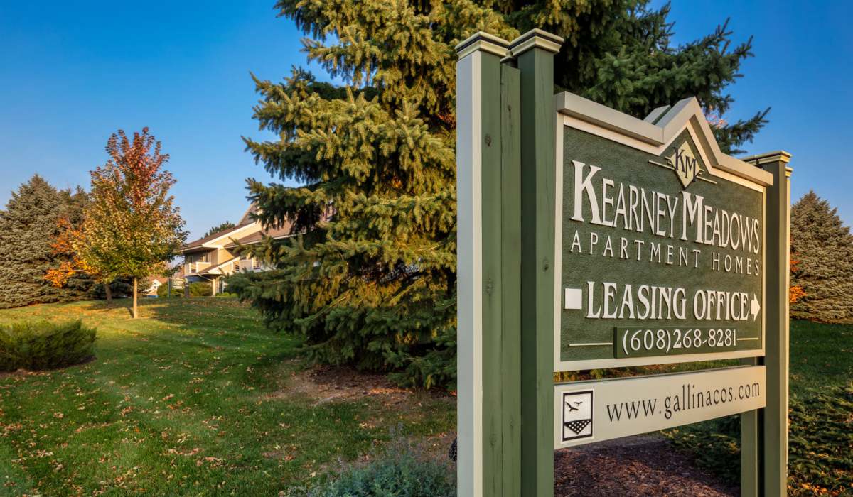 Entrance board at Kearney Meadows Apartments in Waunakee, Wisconsin
