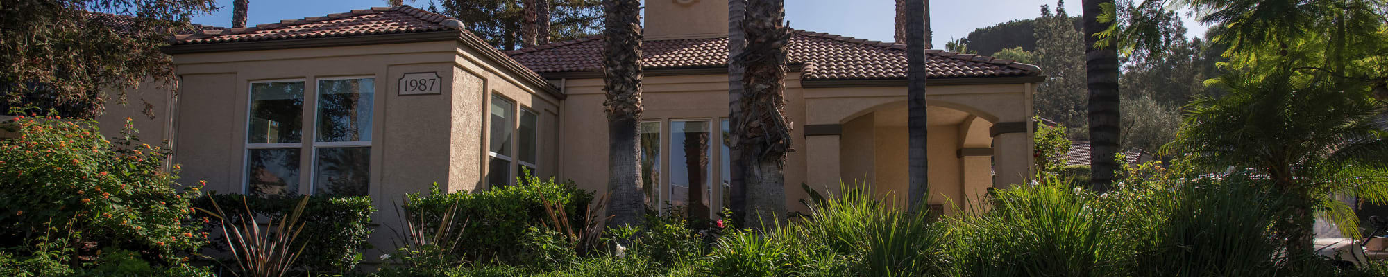 Resident perks at Shadow Ridge Apartment Homes in Simi Valley, California