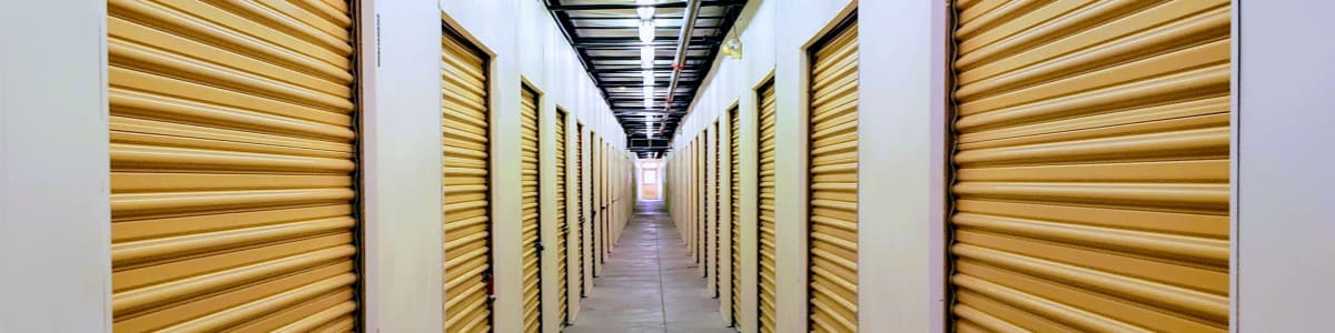 Self storage units in Williams