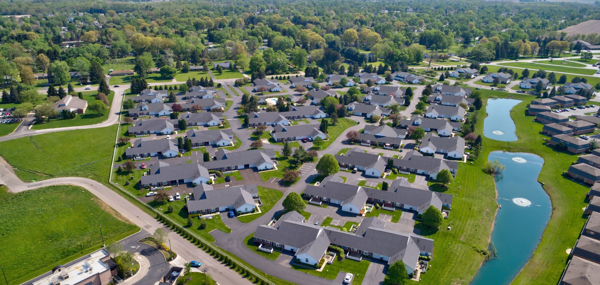 Brittany Bay Apartments and Townhomes apartments in Groveport, Ohio