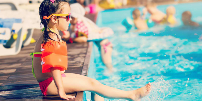 Kids swimming in swimming pool at Osprey Point in Virginia Beach, Virginia