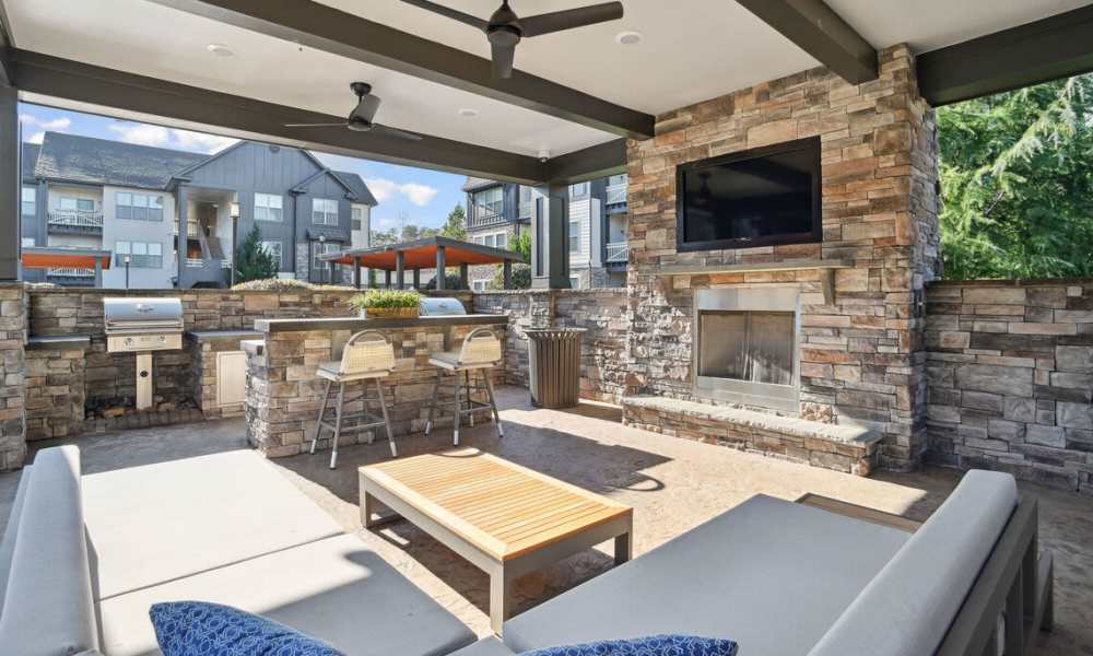 outdoor bbq at Benton in Dallas, Texas