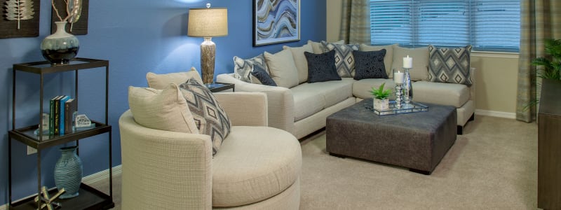 Well decorated living room at Integra Lakes in Casselberry, Florida