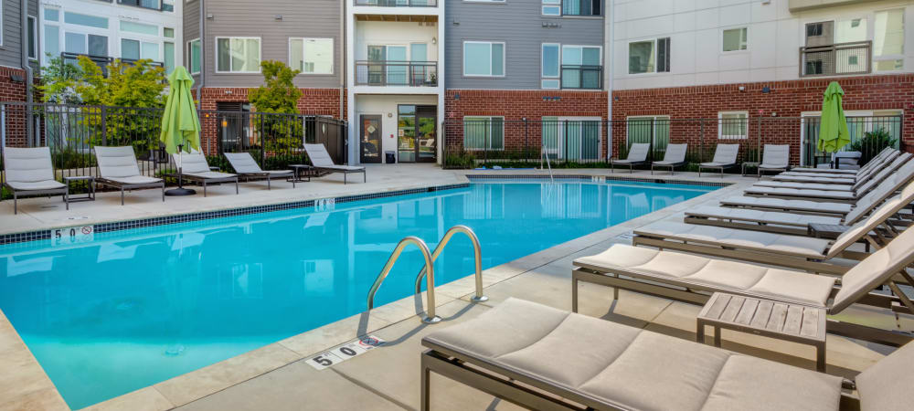 Crossings at Olde Towne has a luxurious resort style swimming pool in Gaithersburg, Maryland