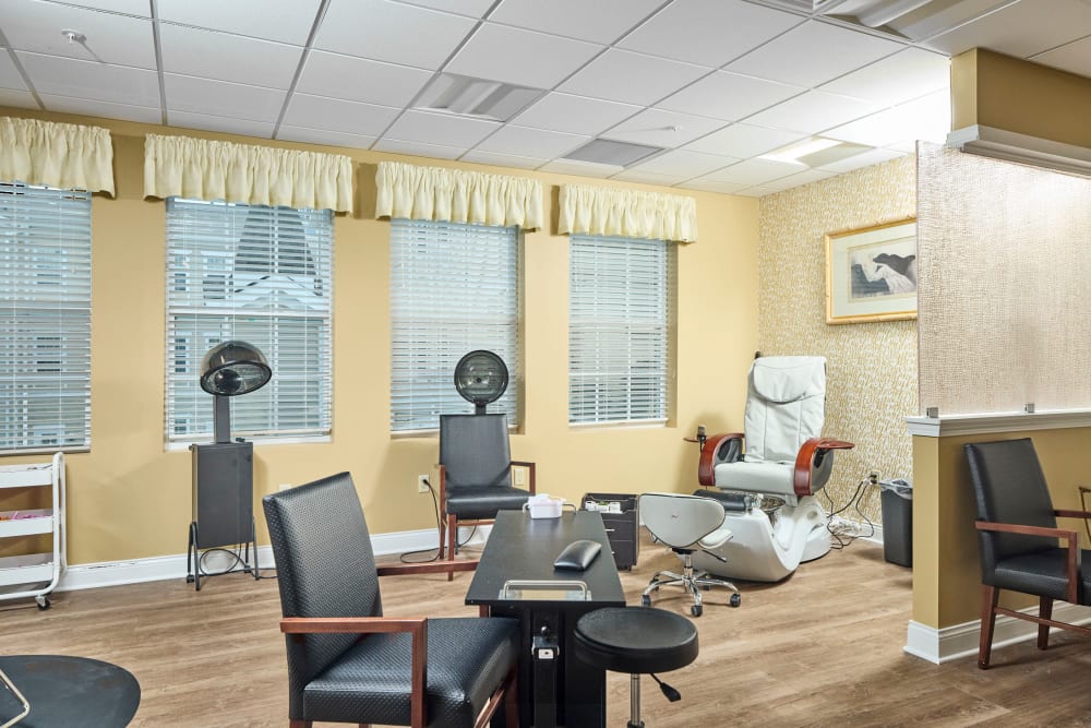 hair salon Legacy Living Green Township in Cincinnati, Ohio