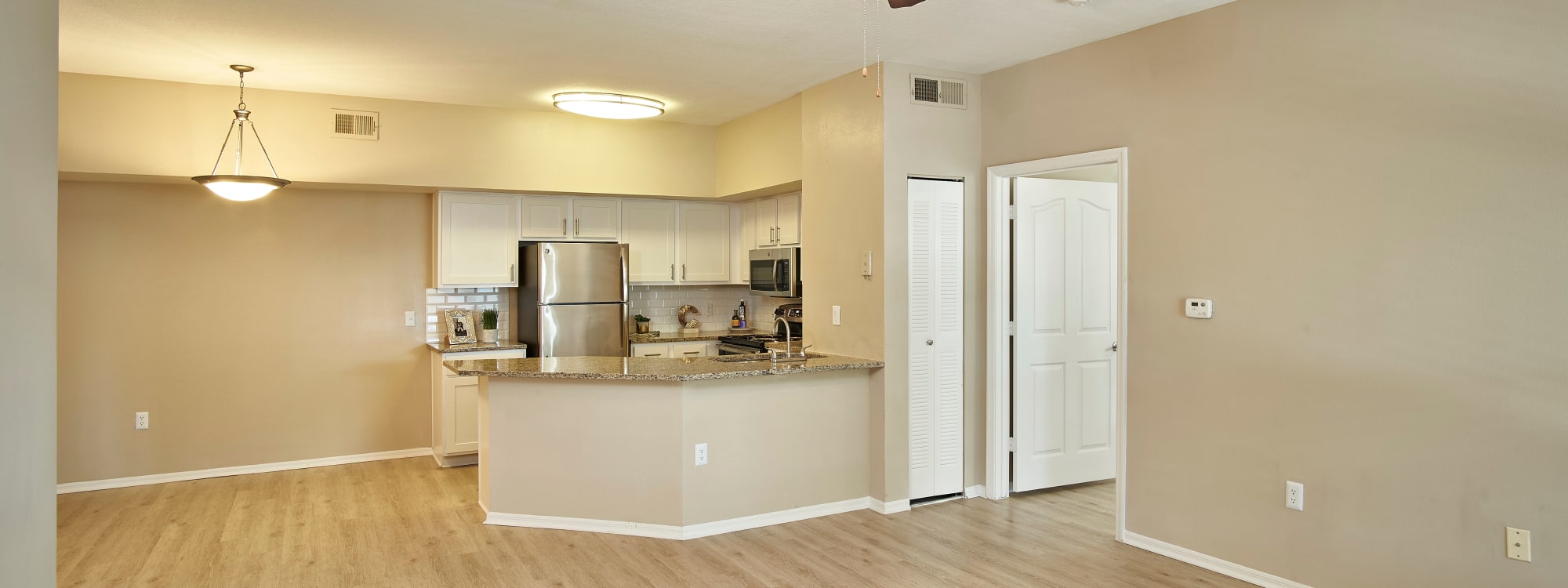 1, 2 & 3 Bedroom Apartments in St Petersburg, FL
