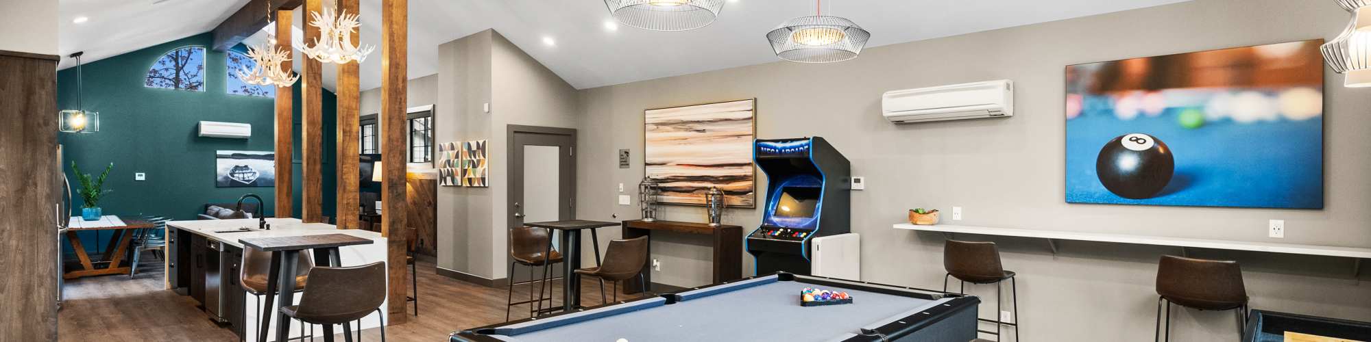 Residents | Lodge at Madrona Ridge in Tacoma, Washington