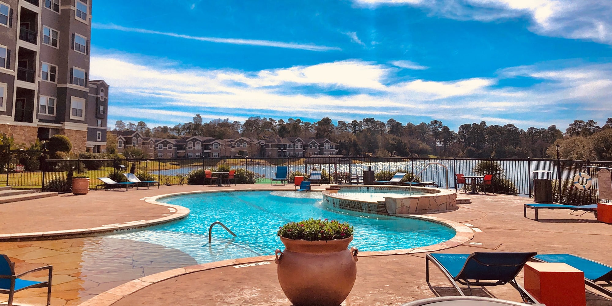 The Woodlands, TX Apartments The Abbey on Lake Wyndemere