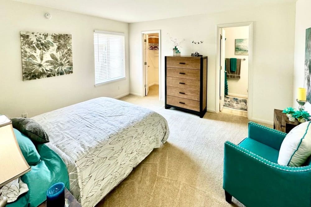furnished bedroom in virginia beach va