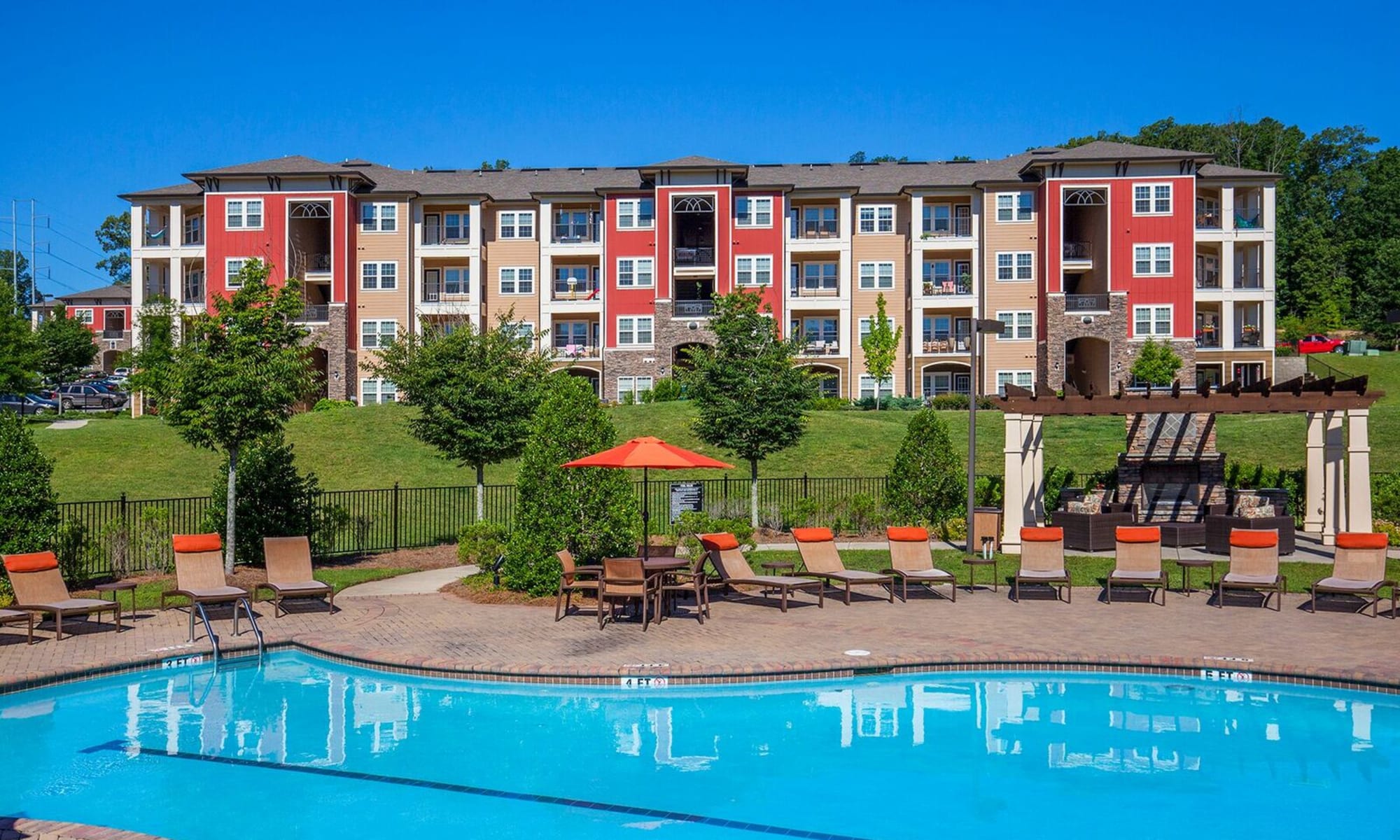 Apartments at Hills Parc in Ooltewah, Tennessee