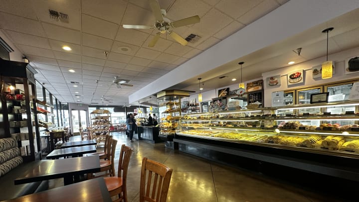 Old Tyme Pastries in Turlock, California