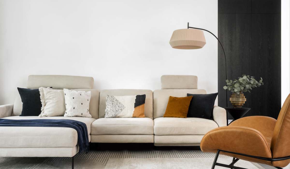 Living room at Emerald Place in Lancaster, Ohio