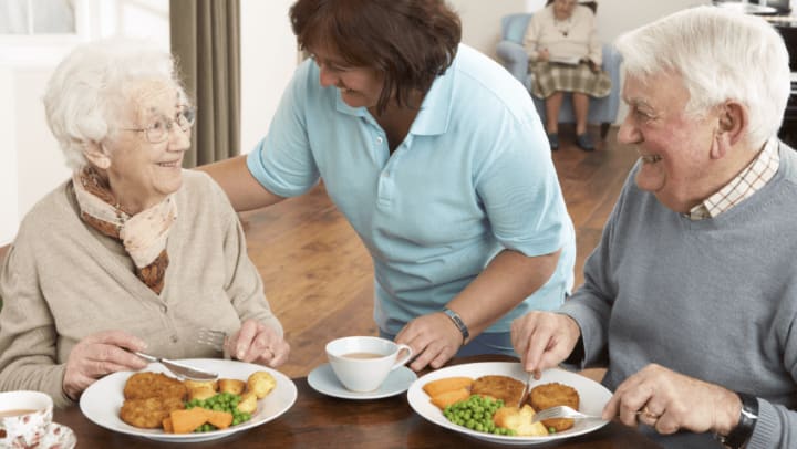 Meeting the dietary needs of loved ones with dementia