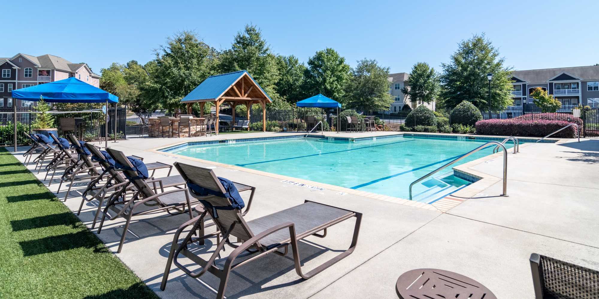 Comfortable apartments at Legacy Ridge in Atlanta, Georgia