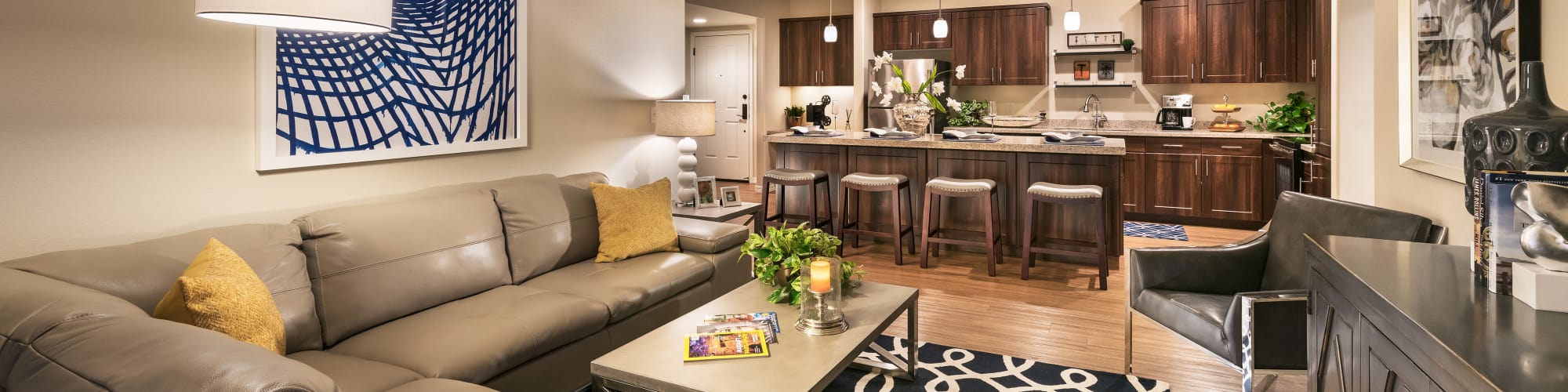 Virtual tour of San Sonoma in Tempe, Arizona